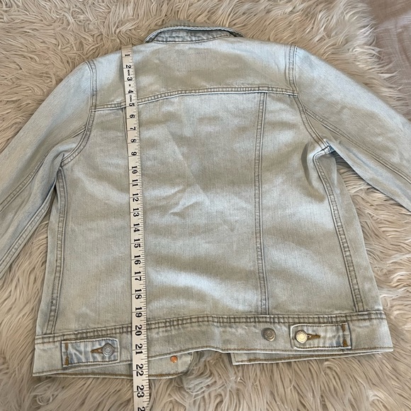 Light wash | Denim Jacket | Floral Embroidery Detail - Picture 16 of 16